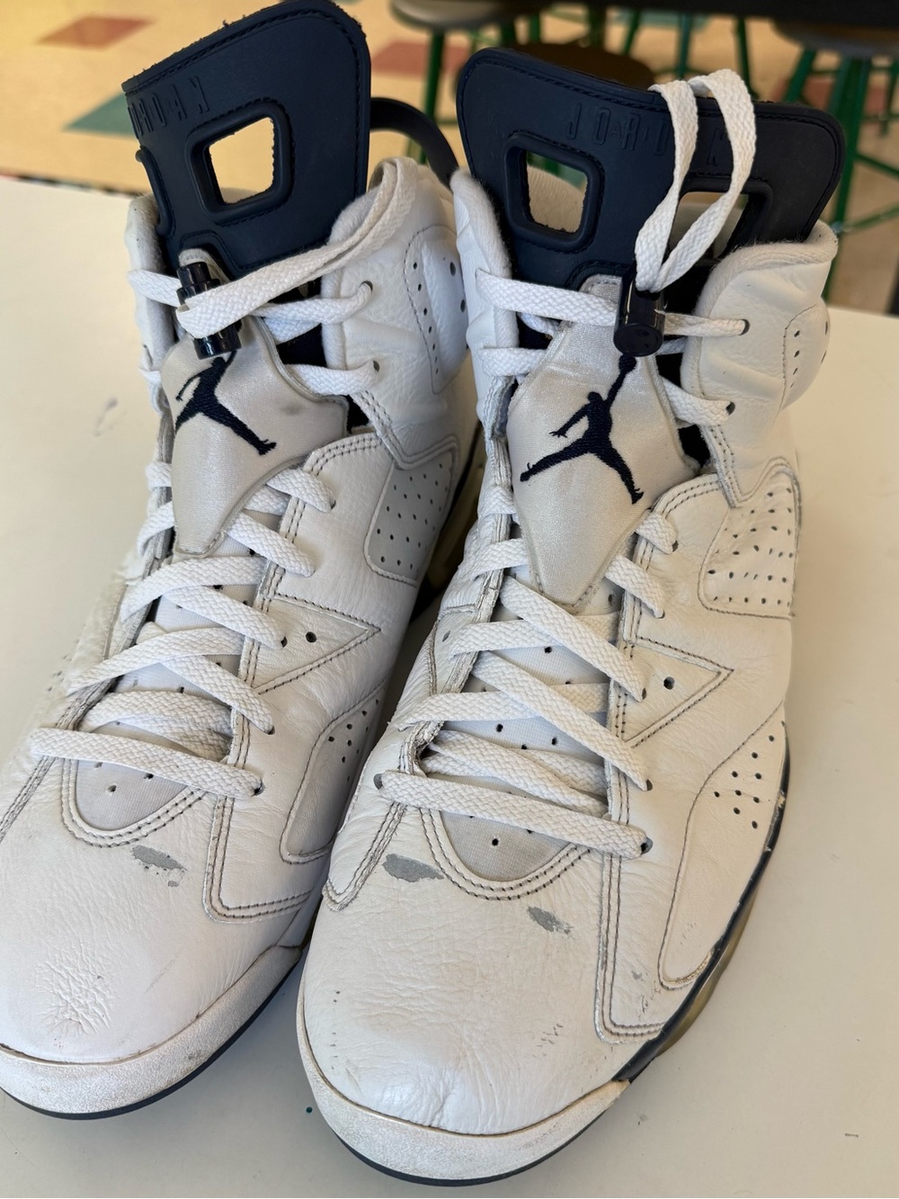 Nike Men's White and Black Air Jordan 6 Sneakers